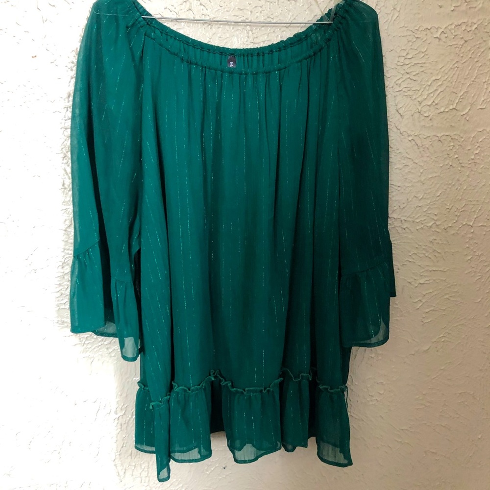 Green flowy top